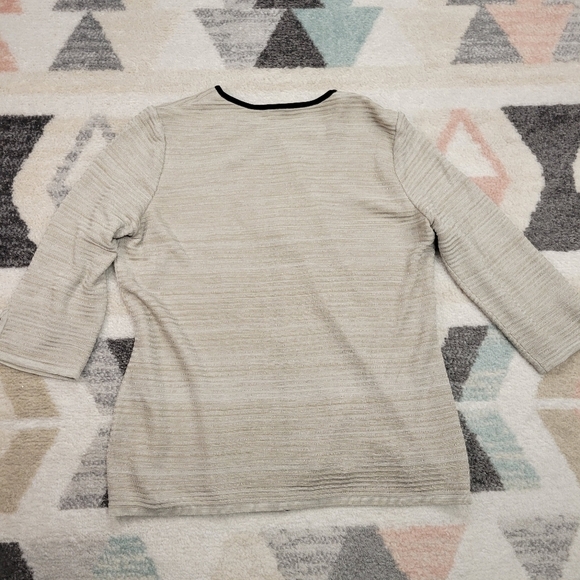 Mosook Beige Knit Sweater Cardigan Zip Size Medium - Picture 5 of 7